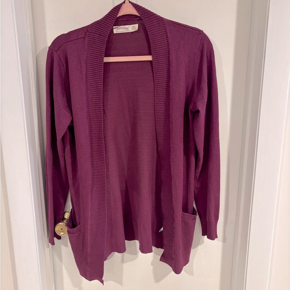 Plum open cardigan with front pockets size small